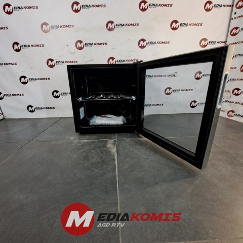 Chłodziarka do wina Midea MDRW81FGG22 Chłodziarka do wina Midea MDRW81FGG22