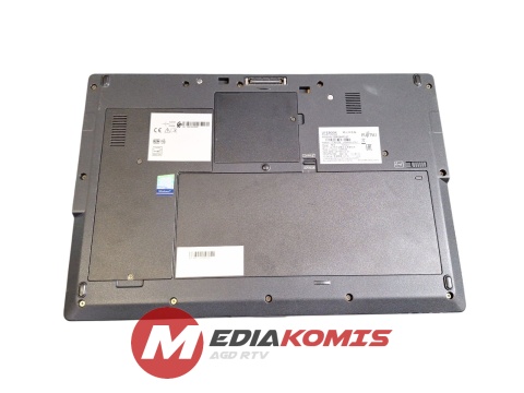 Laptop Fujitsu 7U15A1 z czytnikiem linii papilarnych