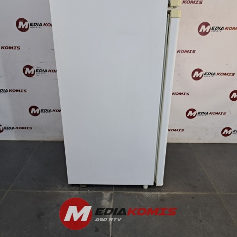 Lodówka Whirlpool RF 220 W Lodówka Whirlpool RF 220 W