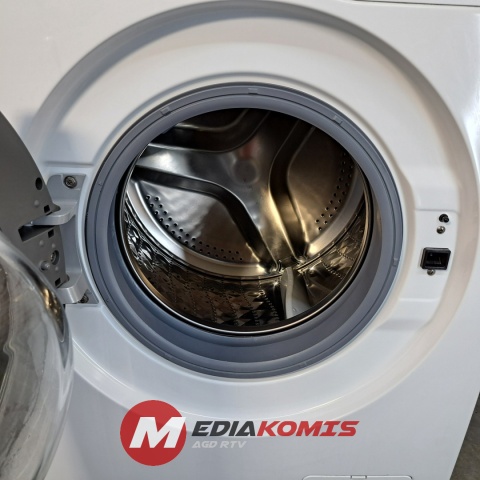 Pralka Samsung WW8ET4048CE [3]