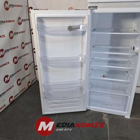 Chłodziarka Indesit IBC 12AC21R Chłodziarka Indesit IBC 12AC21R