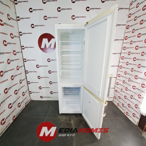 Lodówka Amica FK311.3