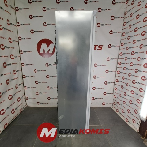 Lodówka Bauknecht BNF70400