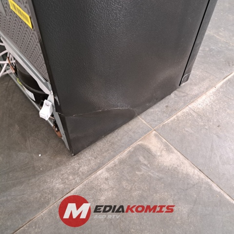 Lodówka Chiq CBM159LEBD [2]