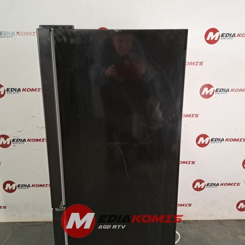 Lodówka Chiq CBM117L42 [3]