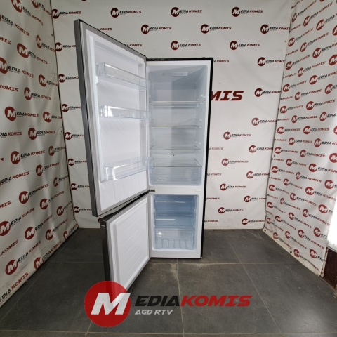 Lodówka Chiq FBM260L [2]