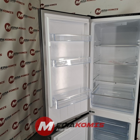 Lodówka Chiq FBM260L [2]