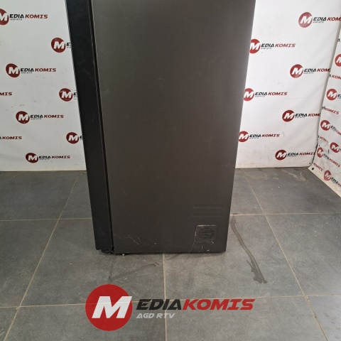 Lodówka Haier HSR3918ENPB [2]