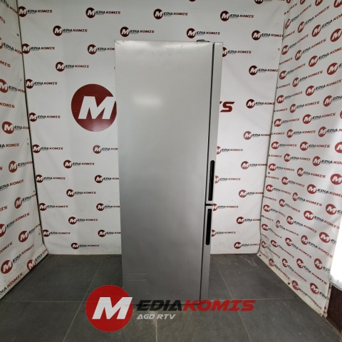 Lodówka Hoover HOCE3T618ES