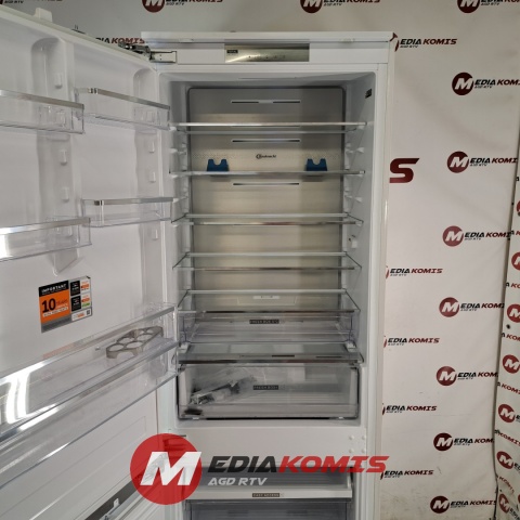 Lodówka Bauknecht BNF70400