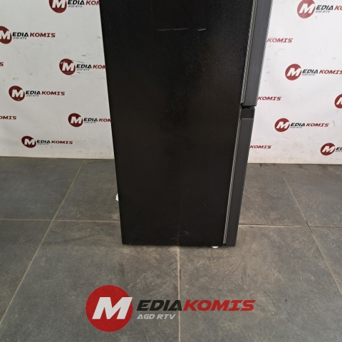 Lodówka Chiq FBM157L42 [8]