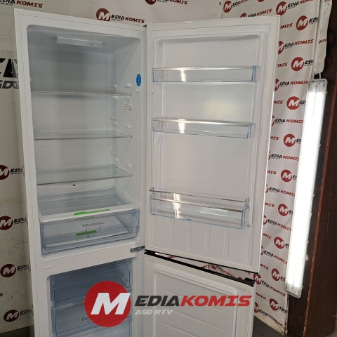 Lodówka Amica KGCL 387 150 W