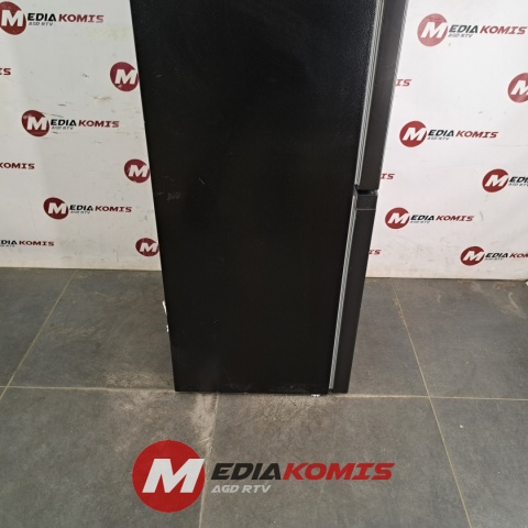 Lodówka Chiq FBM157L42 [11]