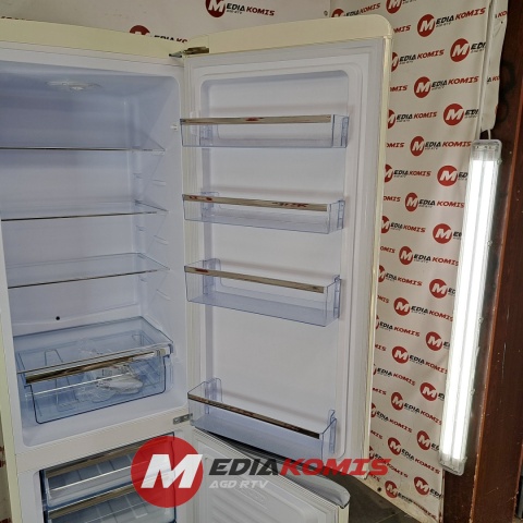 Lodówka Amica KGCR 387100 B