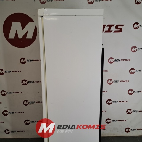 Lodówka Polar CZE306A