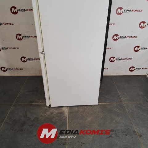 Lodówka Polar CZE306A