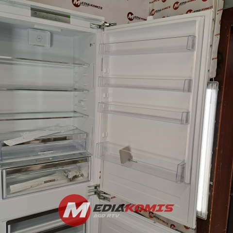 Lodówka Bauknecht B70 410 2