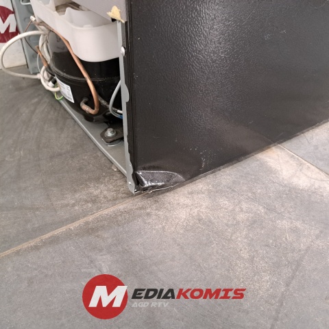 Lodówka Chiq CTT107BC