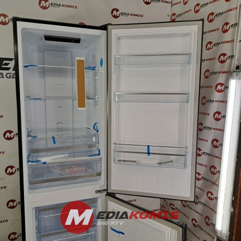 Lodówka Amica KGCN 388 144 S