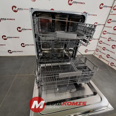 Zmywarka Bauknecht BCIO 3C33 EC [2]