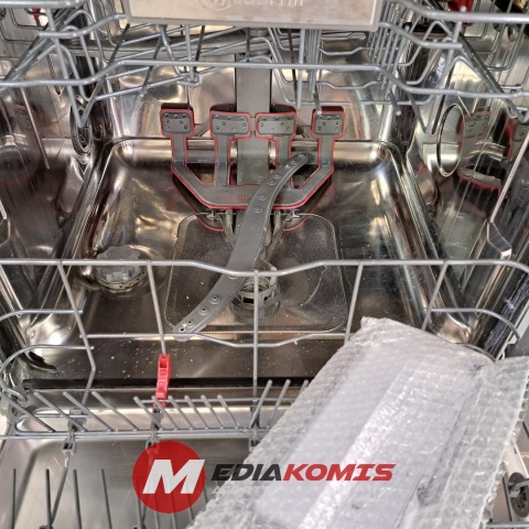 Zmywarka Bauknecht OBUC Ecosilent 7540 [2]