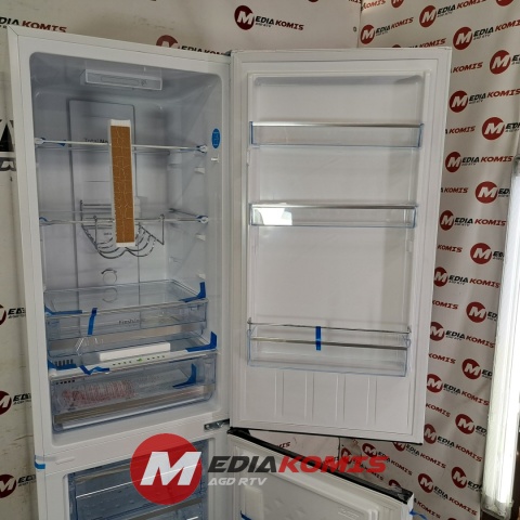 Lodówka Amica KGC 15493 W