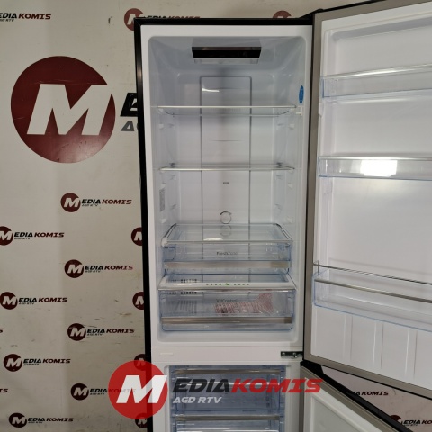 Lodówka Amica KGCN 388 144 S [3]