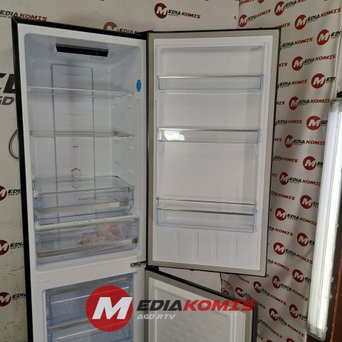 Lodówka Amica KGCN 388 144 S [3]