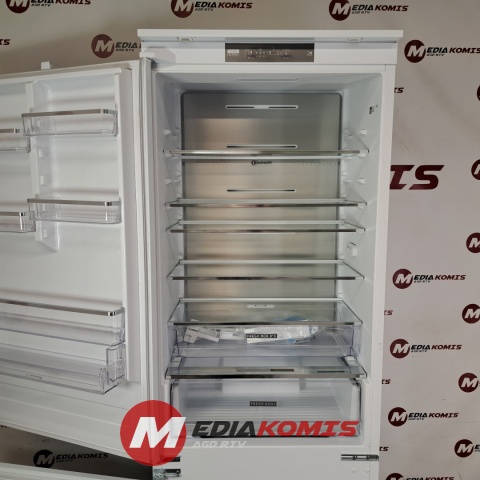 Lodówka Bauknecht BNF70400S