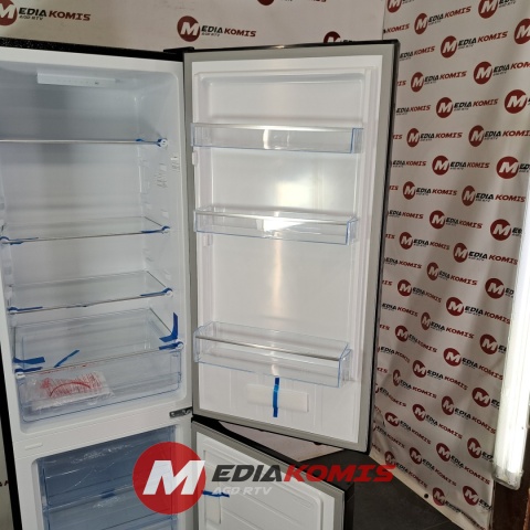 Lodówka Chiq FBM260L