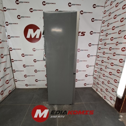 Lodówka Amica KGCN 388 144 E [4]