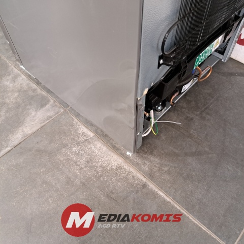 Lodówka Amica KGCN 388 144 E