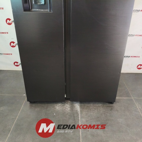 Lodówka Samsung RS70F64KEF [2]