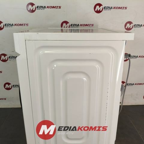 Pralka Samsung WW90DB8U95GH [2]