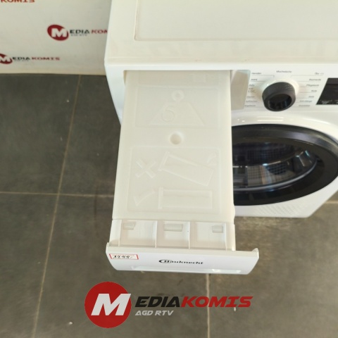 Suszarka Bauknecht T Pure M11 82 N