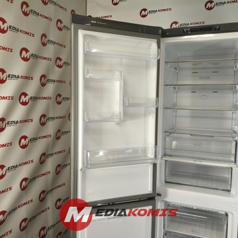 Lodówka Bauknecht KGNF 210C2IN