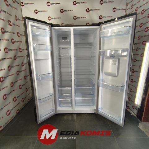 Lodówka Chiq FSS559NEI42D