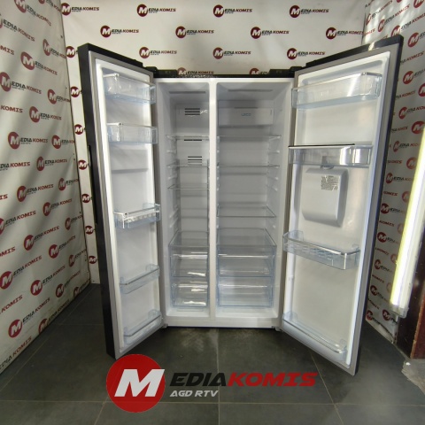Lodówka Chiq FSS559NEI42D