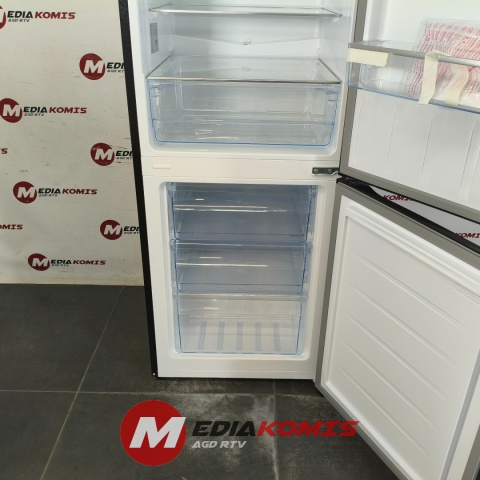 Lodówka Chiq FBM260L [2]