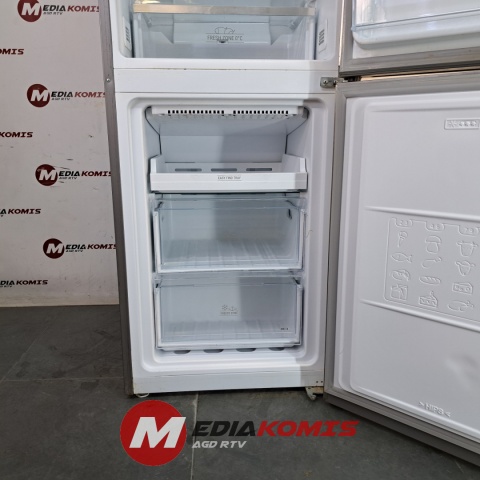 Lodówka Bauknecht KGNF 203D IN